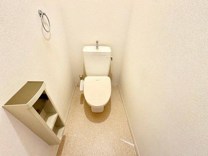 物件内観写真10　(トイレ)