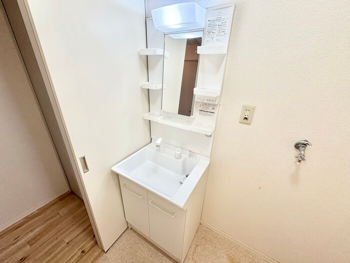 物件内観写真11　(洗面)