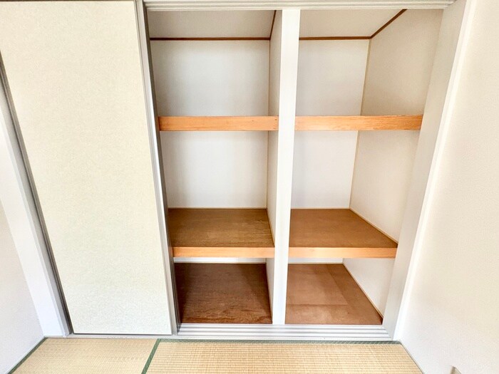 物件内観写真12　(収納)