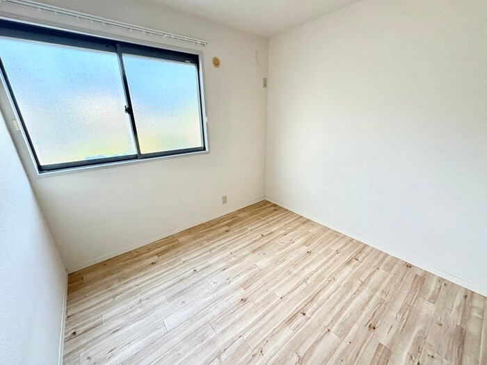 物件内観写真19　(居室)