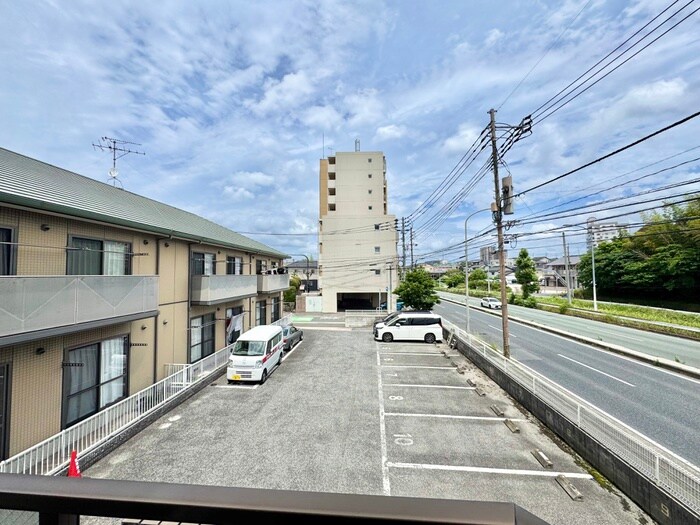 物件内観写真14　(室内からの展望)