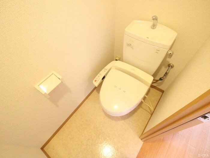 物件内観写真9　(トイレ)