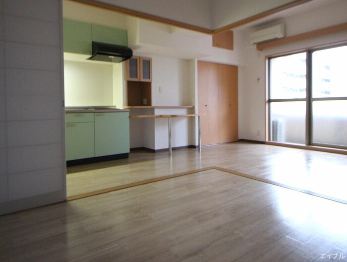 物件内観写真10　(居室)