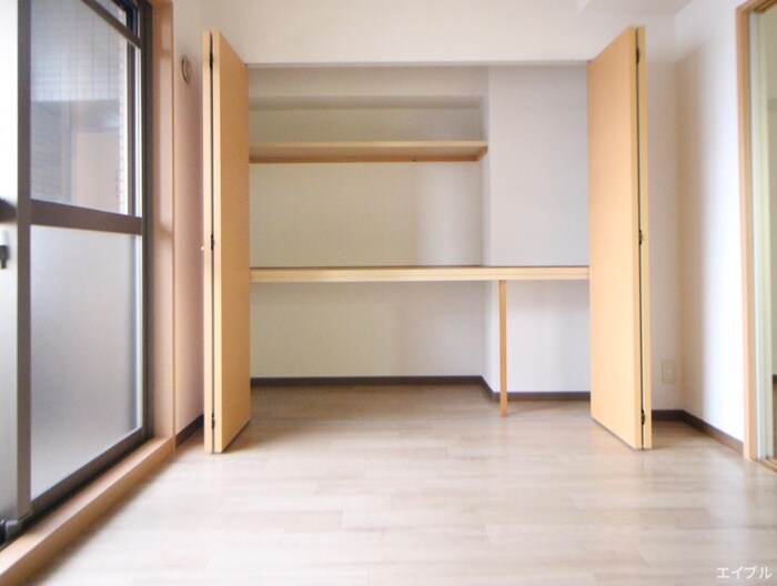 物件内観写真15　(収納)