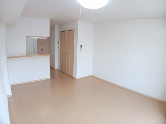 物件内観写真5　(居室)