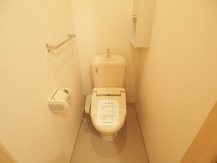 物件内観写真9　(トイレ)