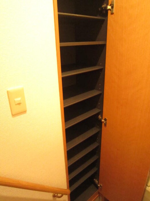 物件内観写真16　(靴箱)