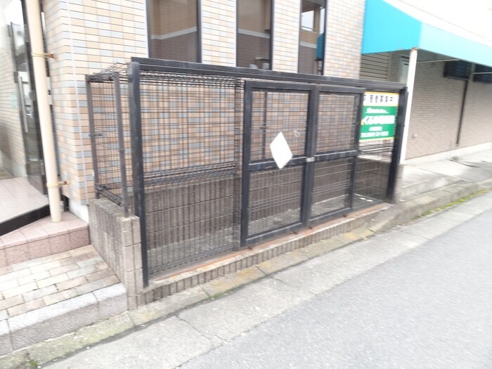 物件外観写真4　(建物設備)