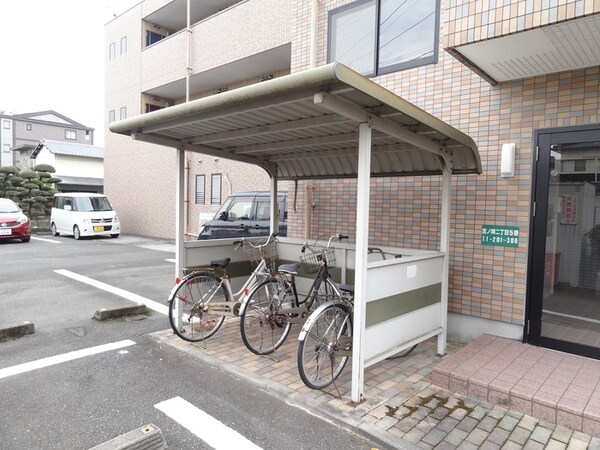 駐輪場