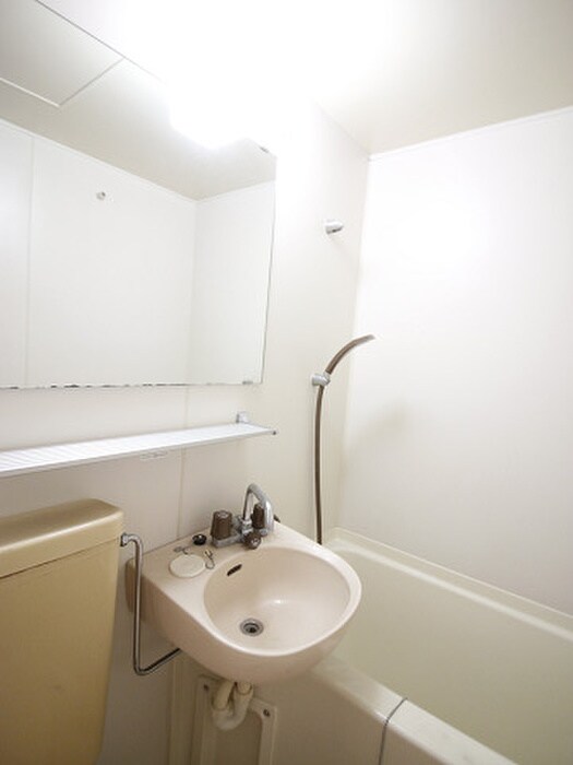 物件内観写真10　(洗面)