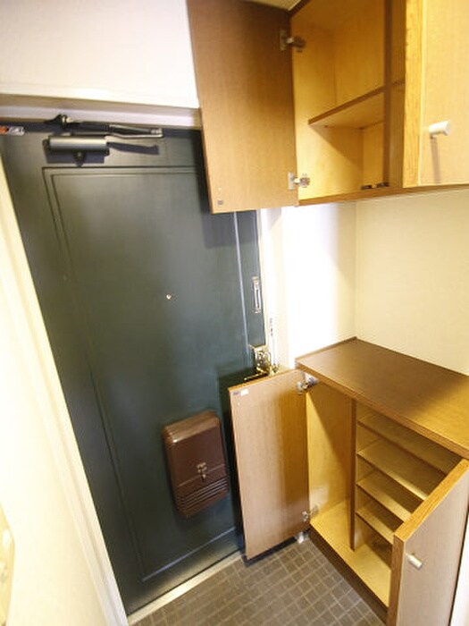 物件内観写真14　(靴箱)