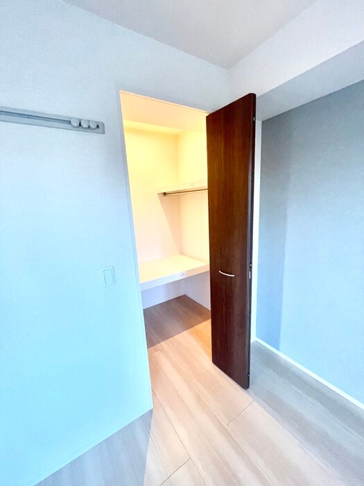 物件内観写真12　(収納)