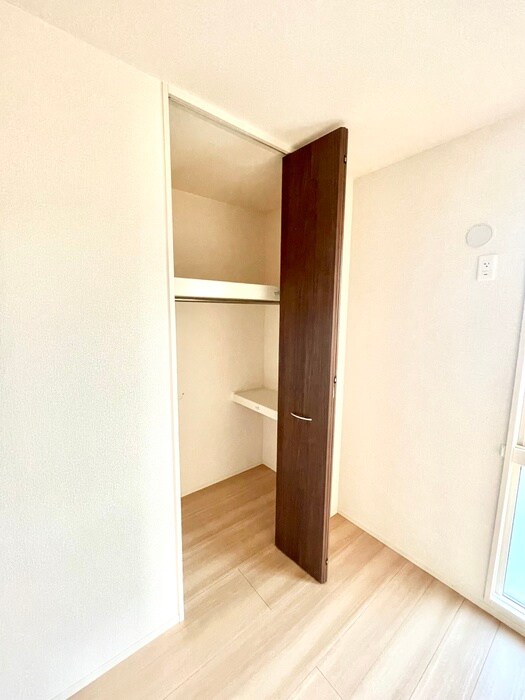 物件内観写真19　(収納)