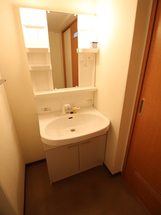 物件内観写真12　(洗面)