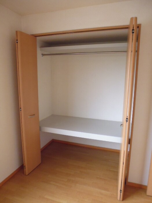 物件内観写真7　(収納)