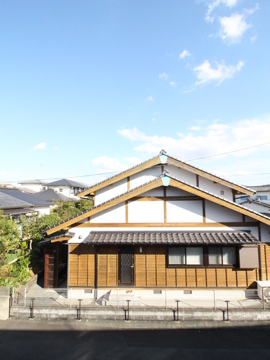 物件内観写真11　(室内からの展望)