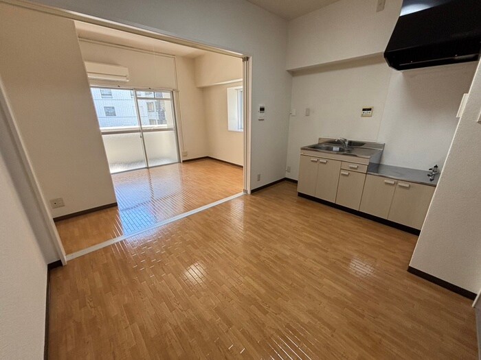 物件内観写真7　(居室)