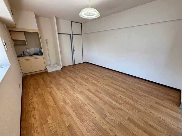 物件内観写真8　(居室)