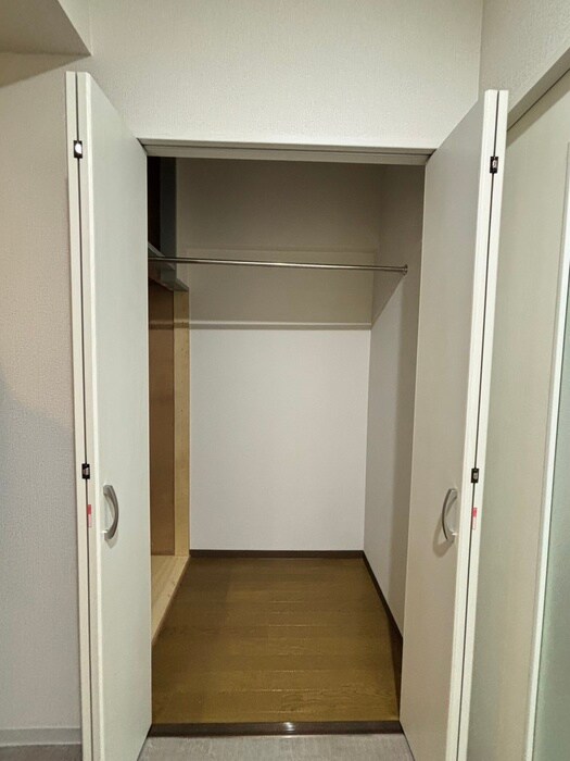 物件内観写真13　(収納)