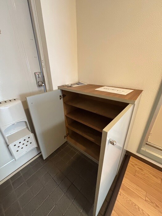 物件内観写真14　(靴箱)