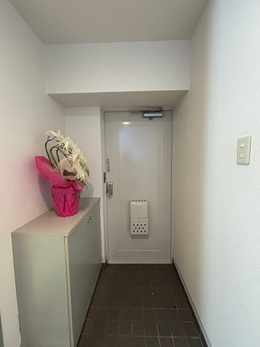 物件内観写真15　(玄関)