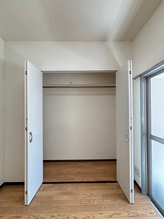 物件内観写真15　(収納)