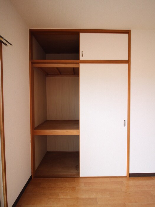 物件内観写真10　(収納)