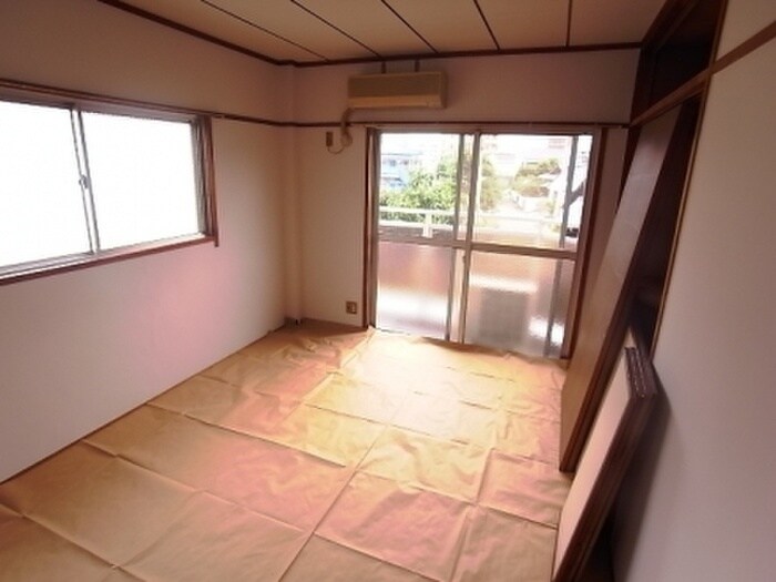 物件内観写真15　(居室)