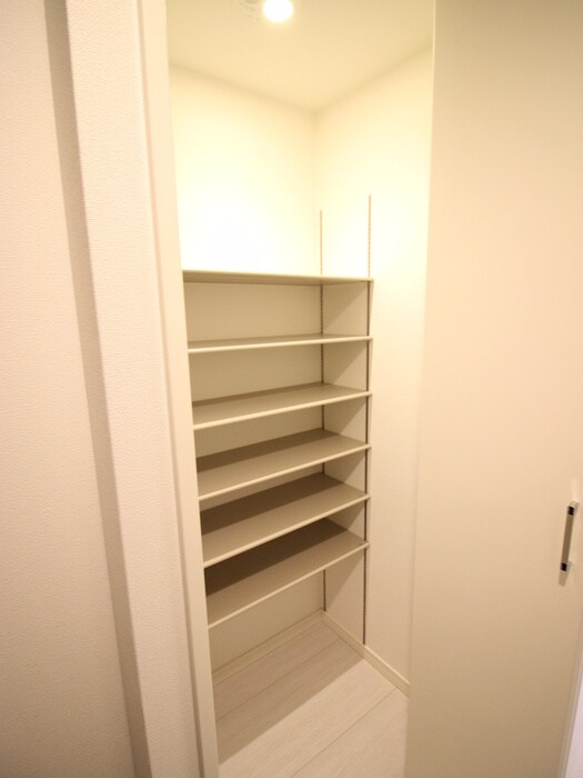 物件内観写真14　(靴箱)