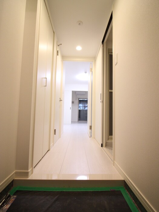 物件内観写真15　(廊下)