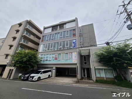 KTビル外観写真