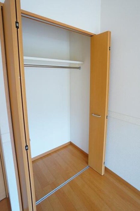 物件内観写真13　(収納)