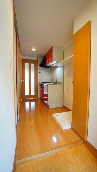 物件内観写真14　(玄関)