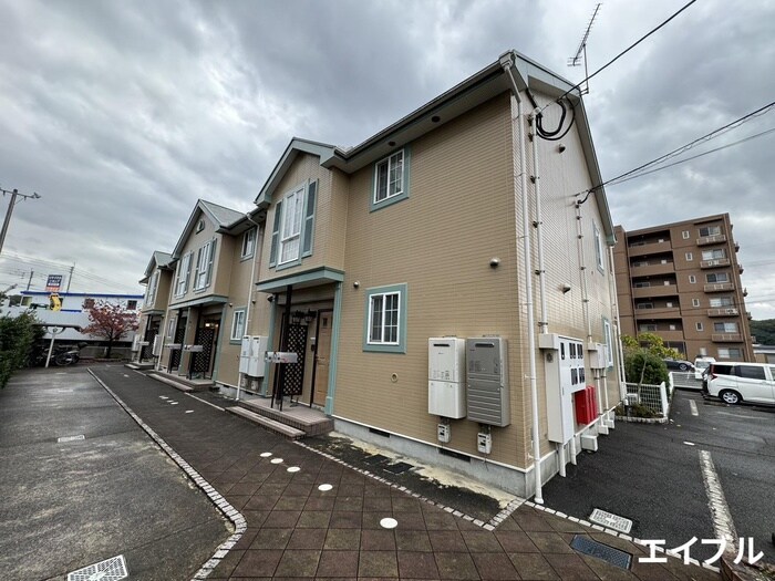 物件外観写真6　(外観写真)