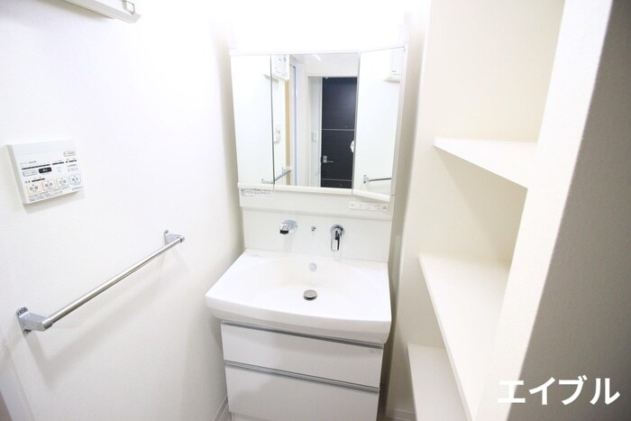 物件内観写真11　(洗面)