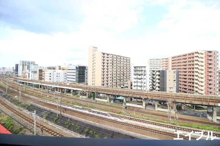 物件内観写真22　(室内からの展望)