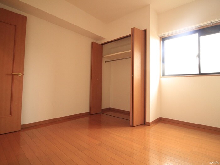 物件内観写真10　(居室)