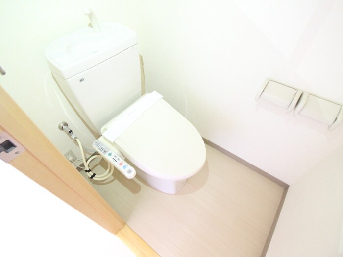 物件内観写真9　(トイレ)