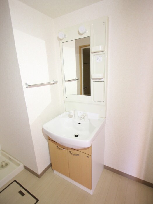 物件内観写真10　(洗面)