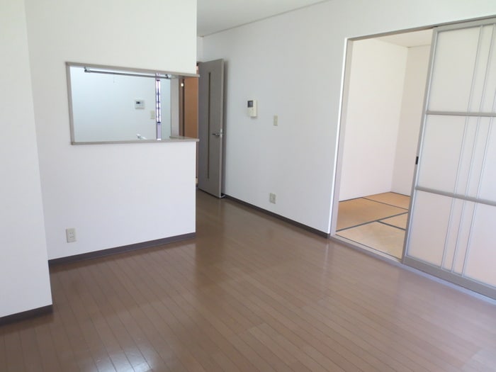 物件内観写真4　(居室)