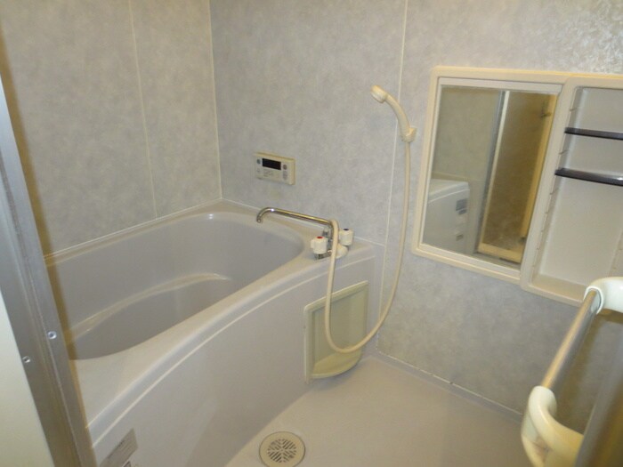 物件内観写真7　(バス／シャワールーム等)