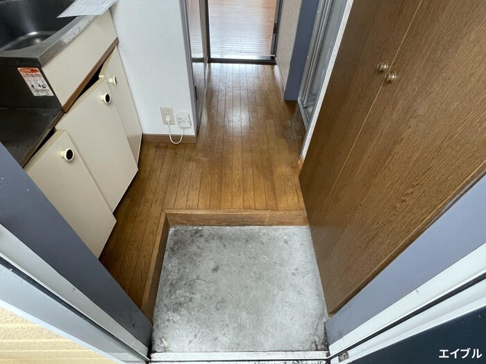 物件内観写真14　(玄関)