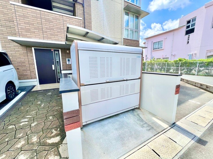 物件外観写真4　(建物設備)