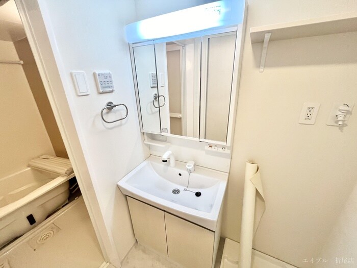 物件内観写真4　(洗面)