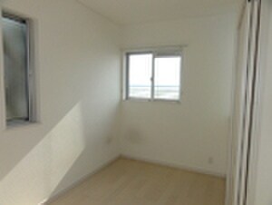 物件内観写真15　(居室)