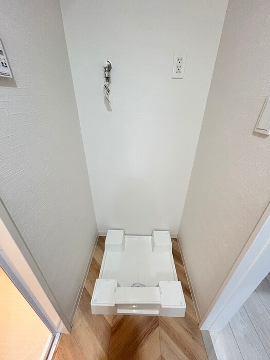 物件内観写真14　(洗濯機置場)