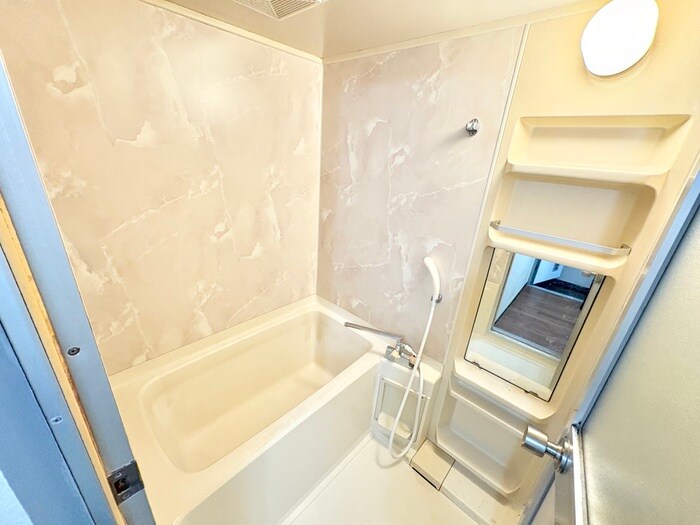 物件内観写真11　(バス／シャワールーム等)