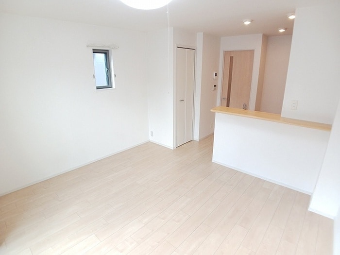 物件内観写真4　(居室)