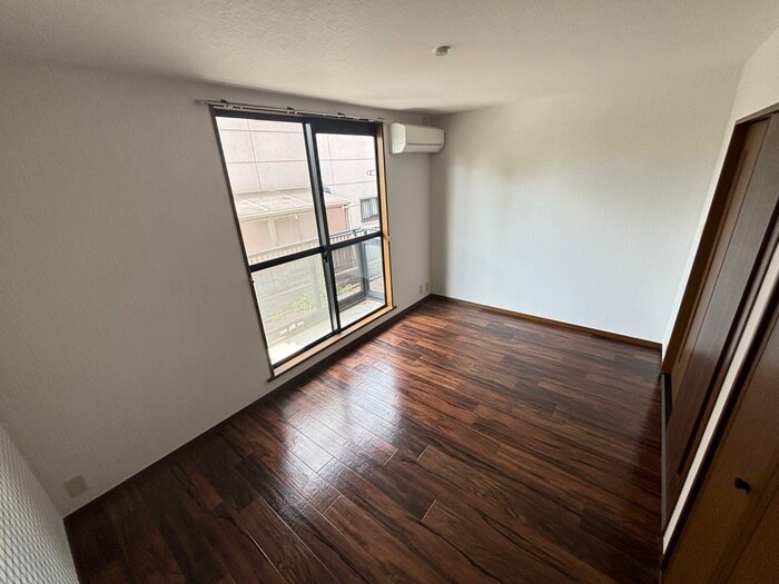 ベルエポック葛原C棟の居室