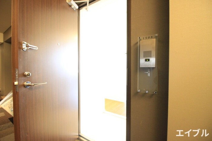 物件内観写真15　(玄関)